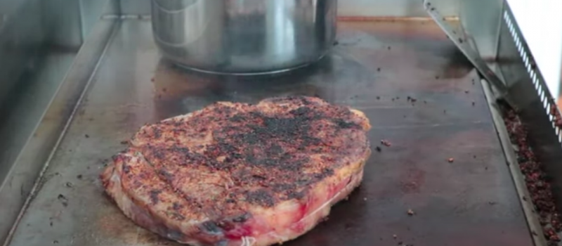 Recette de l'aloyau de boeuf ou Tbone steak grillé sauce Bercy